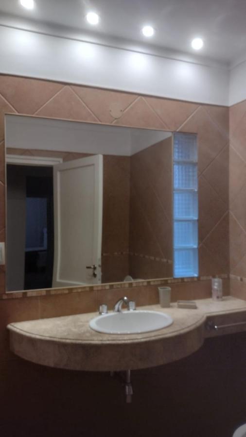 Renovar Mendoza Esterno foto